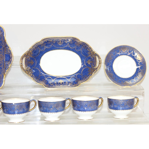 1717 - Wedgwood part tea set in blue and white with gilt decoration to incl cups, saucers, side plates etc