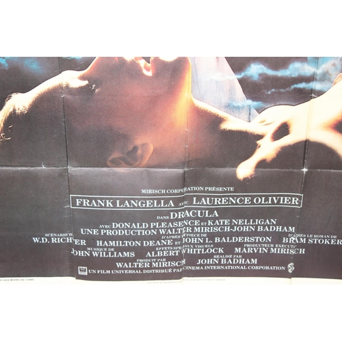 420 - Large vintage Frank Langella and Laurence Olivier film poster for the 1979 film 'Dracula' approx 120... 