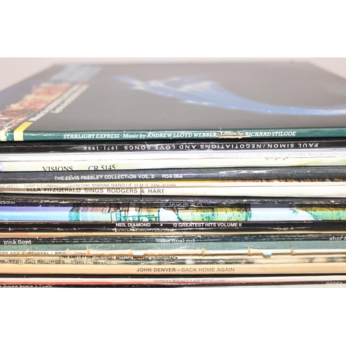 500 - Qty of vintage vinyl records to in LPs and 7