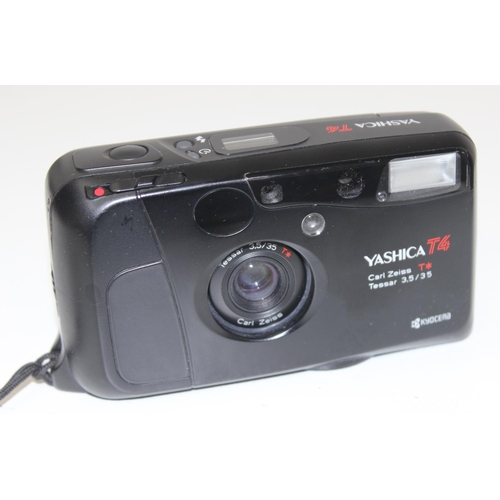 712 - A Yashica T4 Compact Camera with Carl Zeiss T* 35mm f/3.5 Tessar lens in original box with some inst... 