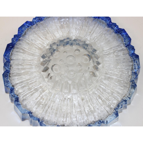 1554 - A retro Humppila Ulpukka of Finland glass serving bowl, unmarked, approx 26cm in diameter