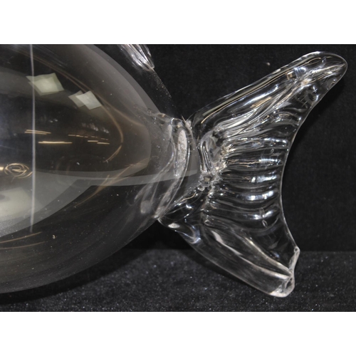 1729 - A large art glass model of a fish with open mouth, unsigned, approx 47cm wide