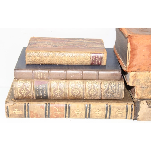 532 - Qty of antique hardback books, some leather-bound, to incl Cowper's Poems Scott's Poetical Works, 3 ... 