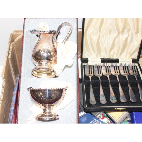 1056 - Large qty of silver-plated and other items to incl collectors spoons and other cutlery etc, approx 6... 