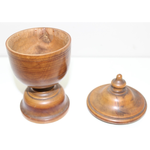 1566 - A 19th century turned wooden or treen lidded pot, possibly a pill silverer or a tobacco pot, approx ... 