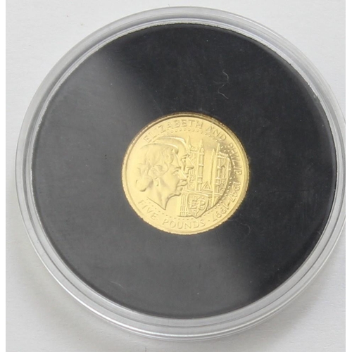 1270 - Gold Coins - Guernsey 1997 gold £5 coin, Golden Wedding anniversary, struck from .999 gold, 1.2g, in... 