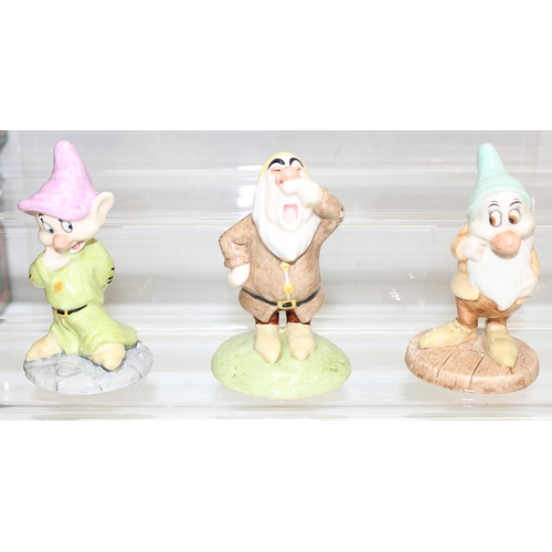 1667 - Royal Doulton figures of Snow White & The 7 Dwarfs (2 of Dopey but different designs), all with orig... 