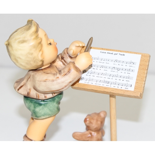 1674 - M.I. Hummel 'Little Maestro' figurine with associated Steiff Teddy Bear #826/I with original button ... 