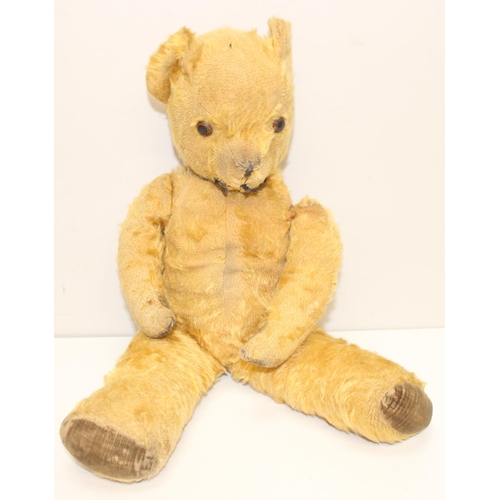 615 - 2 vintage teddy bears to incl a Pedigree example, and a cat doll (3)