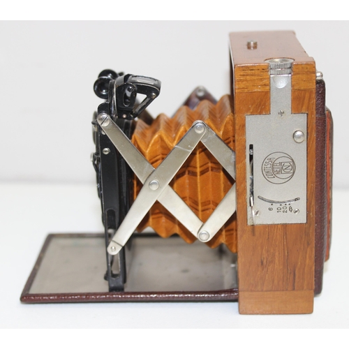 734 - A rare Contessa-Nettel camera believed to be a Tropical Sonnet Camera with Tessar 1:4.5 f=7.5cm Carl... 