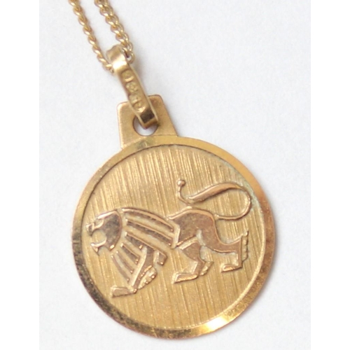 1115 - A 9ct gold Lion pendant on 9ct gold snakelink chain, marked and XRF confirmed, approx 48cm long, app... 