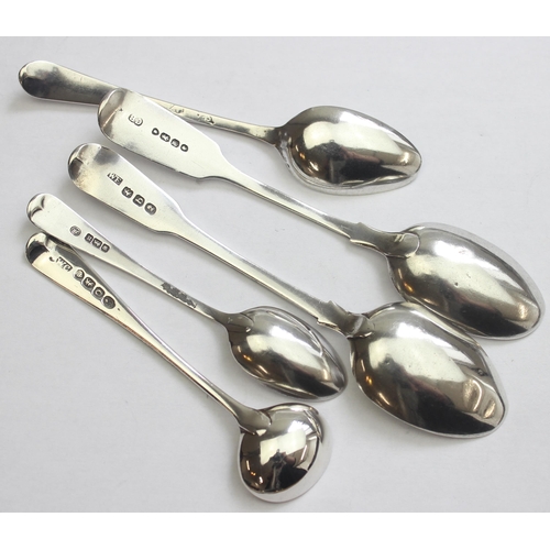 1083 - 5 assorted silver spoons to inc a Georgian salt spoon, London 1829, approx 69.65g gross