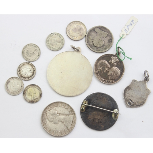 1207B - Qty of assorted mixed word and British coins and some silver pendants etc, to inc an 1821 enamelled ... 