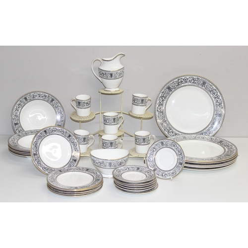 1806 - An extensive Royal Doulton Baronet pattern dinner and coffee set