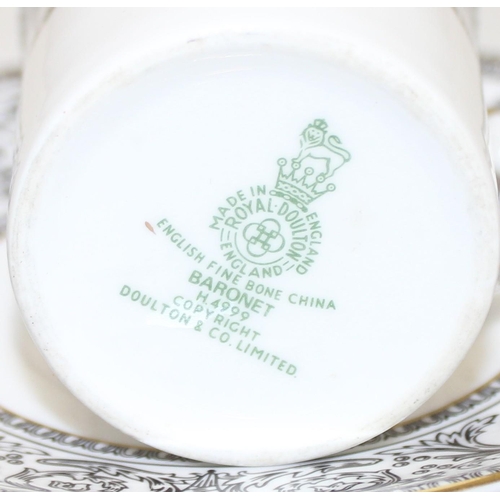 1806 - An extensive Royal Doulton Baronet pattern dinner and coffee set