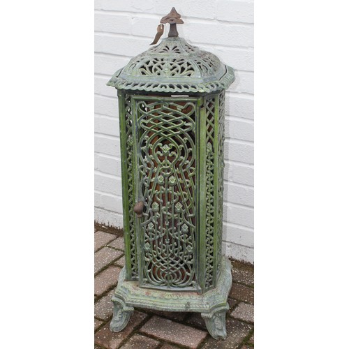 390 - An Art Nouveau period green enamel cast iron wood burning stove by Nestor Martin of Belgium, approx ... 