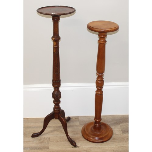 171 - 2 wooden torchère stands, tallest approx 110cm