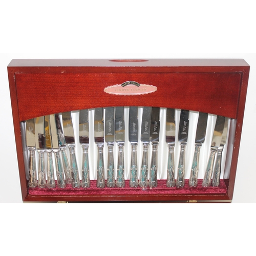 1060 - Cooper Ludlam of Sheffield silver-plated canteen of Kings Pattern cutlery in polished wooden box