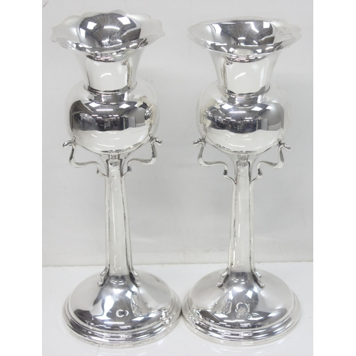 1042 - A pair of highly impressive Art Nouveau organic designed silver vases, marked for Sheffield 1907 & 1... 