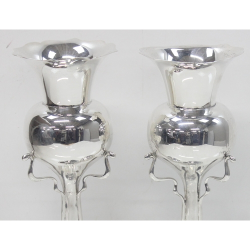 1042 - A pair of highly impressive Art Nouveau organic designed silver vases, marked for Sheffield 1907 & 1... 