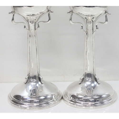 1042 - A pair of highly impressive Art Nouveau organic designed silver vases, marked for Sheffield 1907 & 1... 