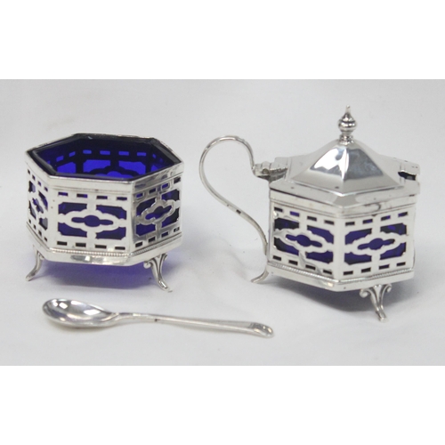 1066 - An antique silver 3 piece cruet set of hexagonal form, marked for Birmingham 1924 by Alexander Clark... 