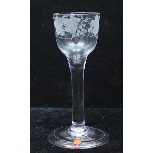 1610 - Early 18th century small Georgian wine glass - single Ogee bowl with engravings of vine leaves and g... 