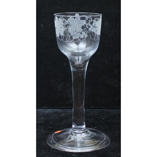 1610 - Early 18th century small Georgian wine glass - single Ogee bowl with engravings of vine leaves and g... 