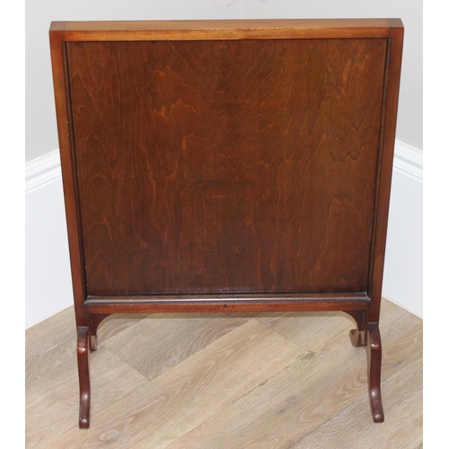 51 - Early 20th century mahogany glazed fire-screen with embroidered panel, approx 55cm wide x 72cm tall