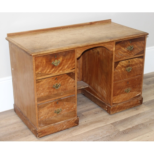 55 - An unusual antique satinwood kneehole desk with veneered wooden details, approx 122cm wide x 59cm de... 