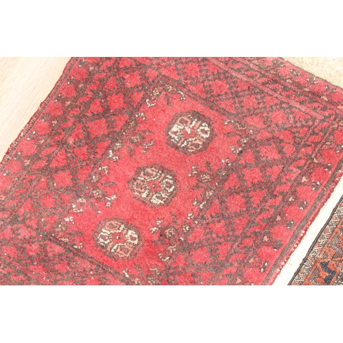 204 - 3 vintage rugs to inc a runner, largest approx 180cm x 63cm