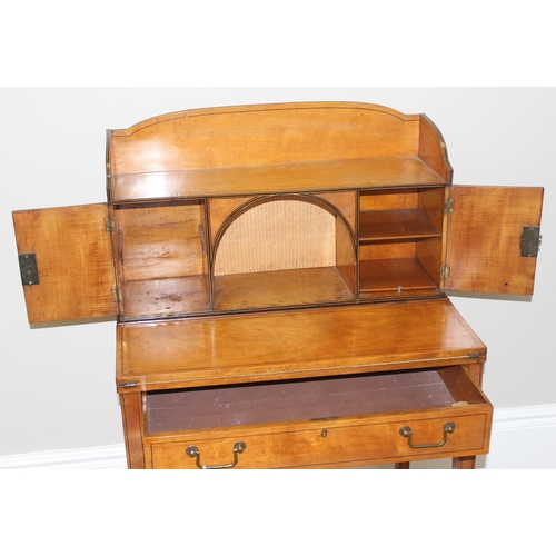 133 - An Edwardian satinwood lady's desk or Bonheur Du Jour with single drawer and fold out writing slide,... 