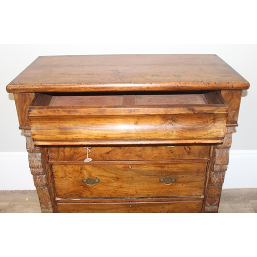 82 - A Victorian Scottish chest of drawers with concealed top drawer, 3 lower drawers and carved pillars,... 