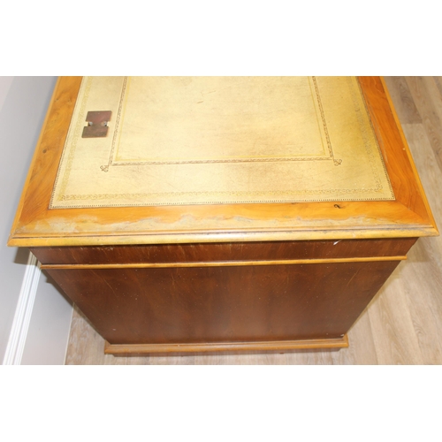 98 - Large antique style twin pedestal desk with leather top, yew wood finish, approx 167cm W x 77cm D x ... 