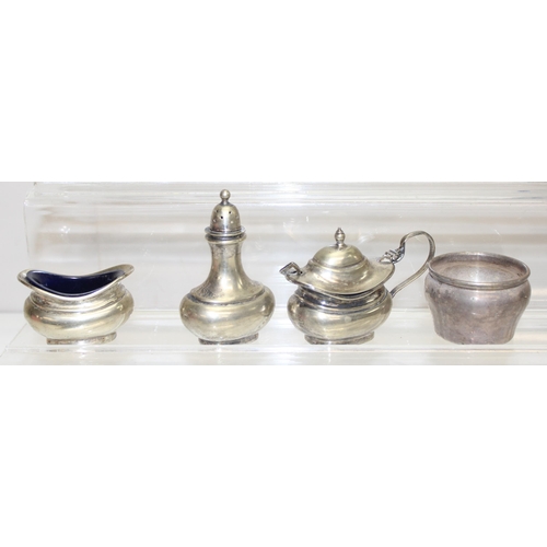 1036 - Qty of assorted interesting small silver plated items