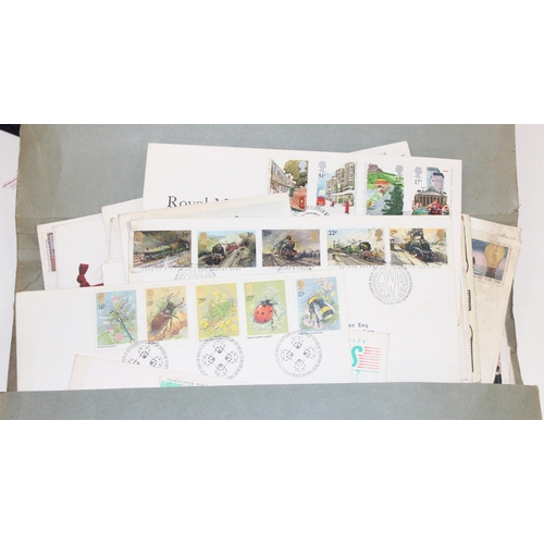 669 - Large qty of assorted FDC stamps in albums