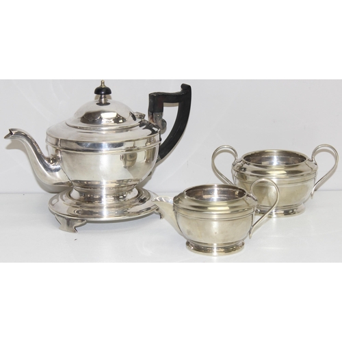 1041 - Viners silver-plated tea pot with ebonised handle on stand with sugar and cream