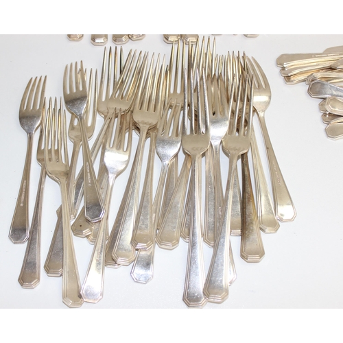 1042 - Large qty of Mappin & Webb silver-plated flatware in the Grecian Athenian pattern, approx 5.9kg gros... 