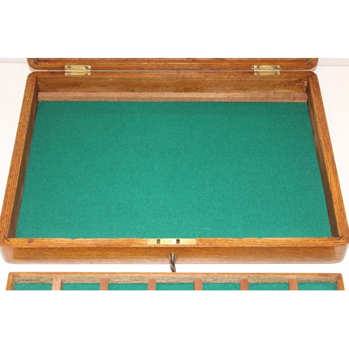 270 - Vintage oak glazed coin collector's display box with green baize lining, 37 x 27 x 7cm