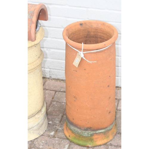 337 - Mix of terracotta and clay items to incl chimney pots, cowl and a pipe