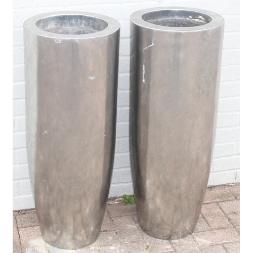 368 - A pair of stainless steel effect garden planters of inverted conical form, each approx 35cm in diame... 