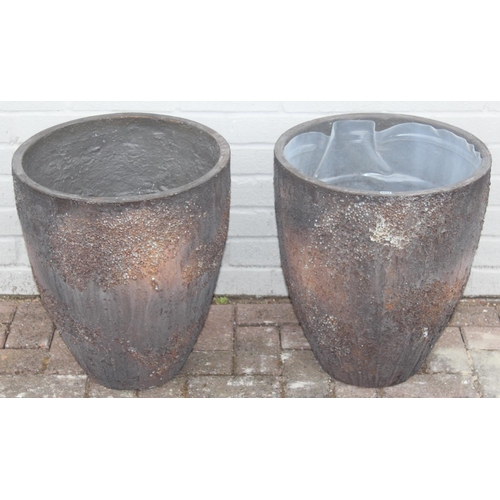 372 - A pair of interesting textured garden planters of circular tapered form, each approx 43cm in diamete... 