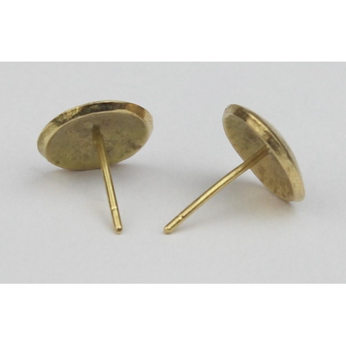 1102 - A pair of 18ct gold planished round stud earrings, seemingly unmarked but XRF tests as 18ct gold, ap... 