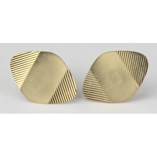 1107 - A pair of 9ct gold cufflinks, one missing swivel, marked and XRF confirmed, approx 6.43g gross