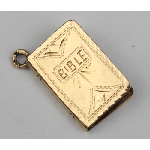 1122 - A vintage 14ct gold bible charm, indistinctly marked but XRF confirmed as 14ct gold, approx 22mm tal... 