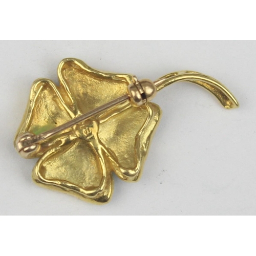 1139 - A vintage 18ct gold, green enamel and diamond brooch formed as 4 leaf clover or shamrock, marked 18k... 