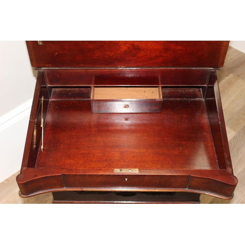 47 - An antique style mahogany davenport writing desk with green leather inset, approx 56cm wide x 55cm d... 