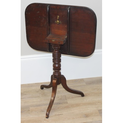 32 - Antique mahogany occasional table with shaped top, approx 68 x 68 x 73cm tall and a 19th century mah... 