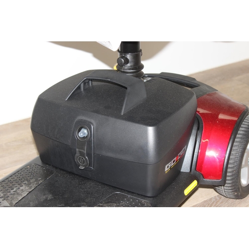 2 - Go-Go Elite Traveller Sport mobility scooter with key and charger, currently running