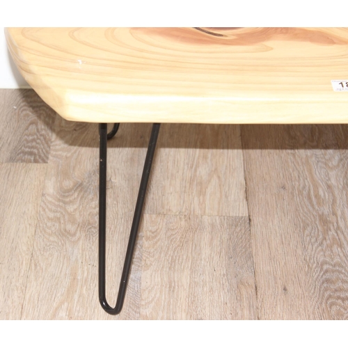 81 - Penn Street Woodturning of Amersham - a figured wooden plank coffee table on retro style hairpin leg... 